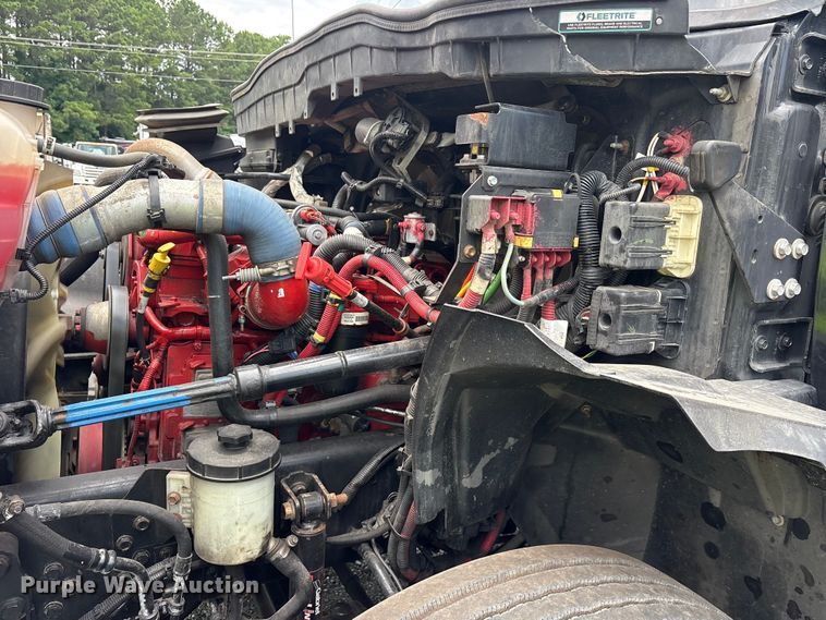image for item YA3553 2019 International 4300 box truck
