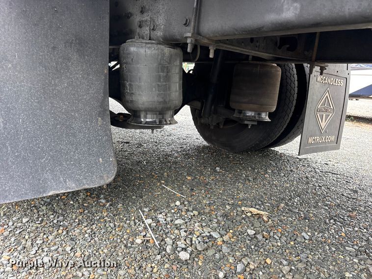 image for item YA3553 2019 International 4300 box truck
