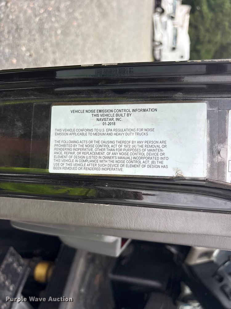 image for item YA3553 2019 International 4300 box truck