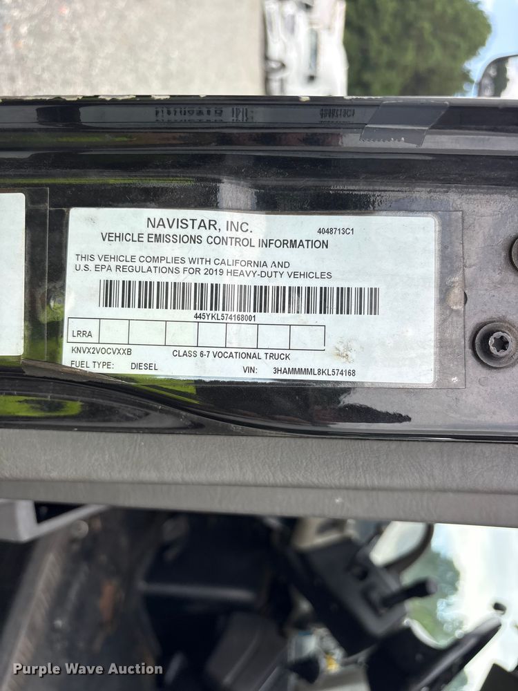 image for item YA3553 2019 International 4300 box truck