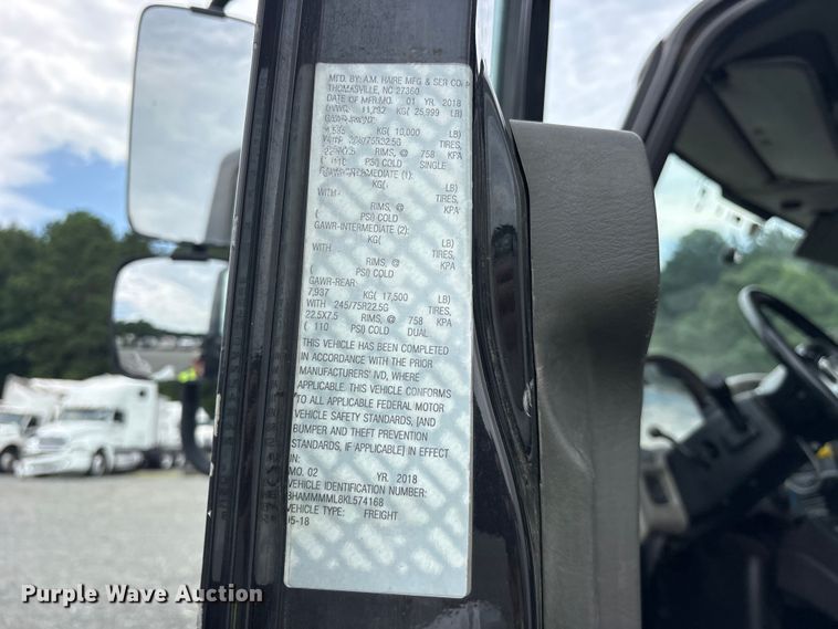 image for item YA3553 2019 International 4300 box truck