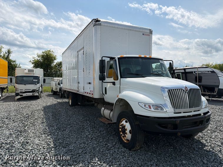 image for item YA3562 2016 International 4300  box truck