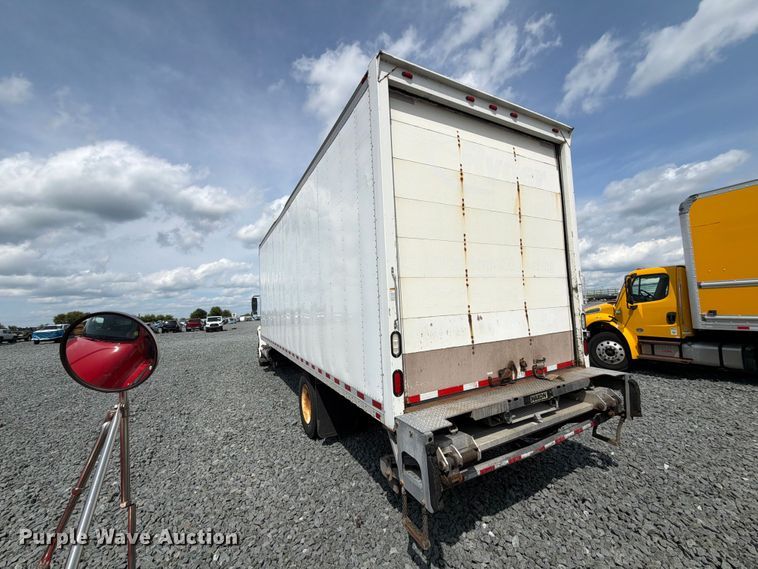 image for item YA3562 2016 International 4300  box truck