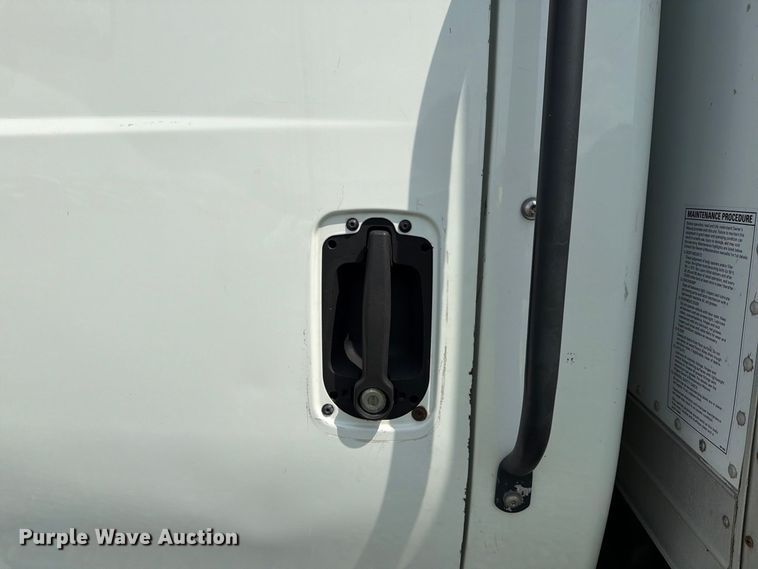 image for item YA3562 2016 International 4300  box truck