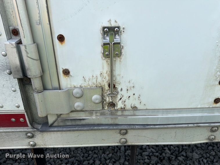 image for item YA3562 2016 International 4300  box truck