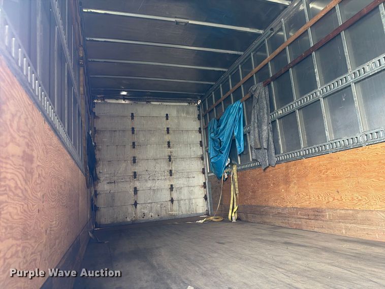 image for item YA3562 2016 International 4300  box truck