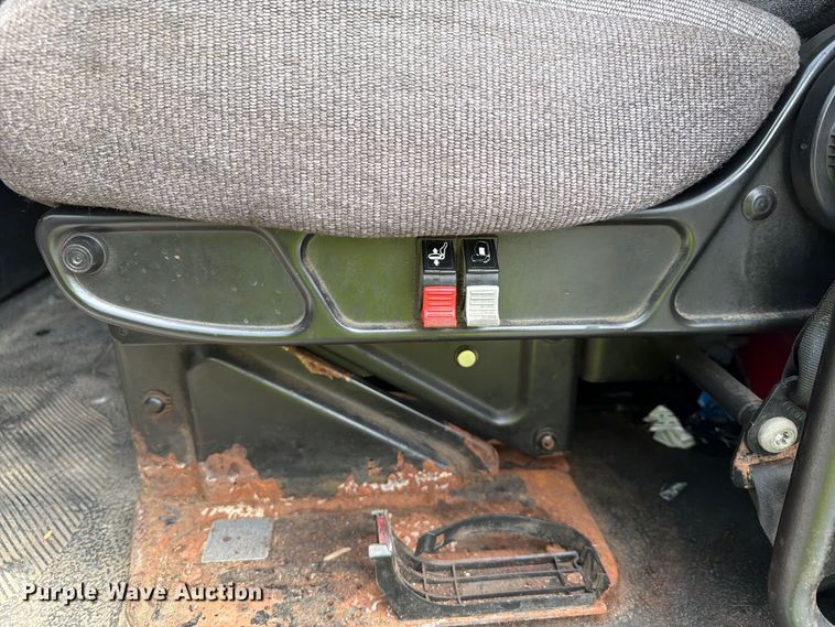 image for item YA3562 2016 International 4300  box truck