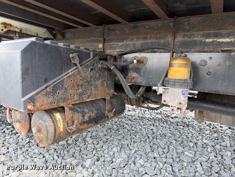 image for item YA3562 2016 International 4300  box truck