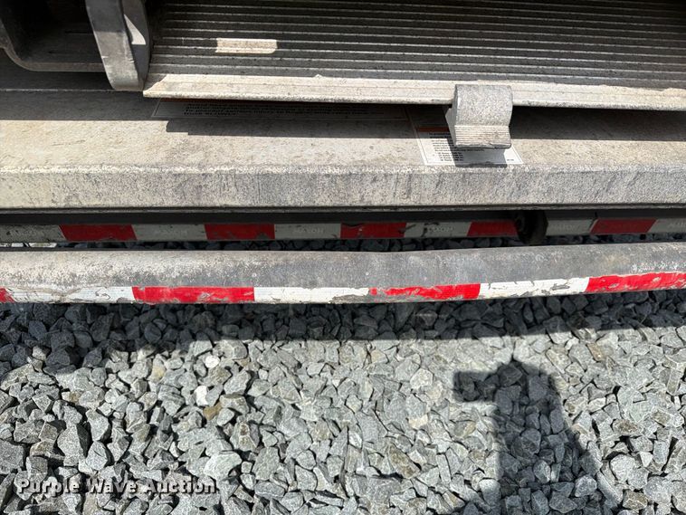 image for item YA3562 2016 International 4300  box truck