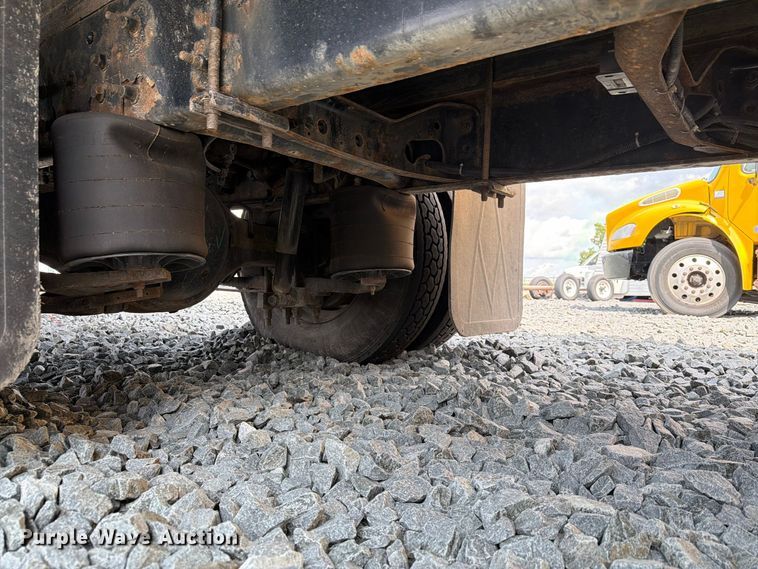 image for item YA3562 2016 International 4300  box truck