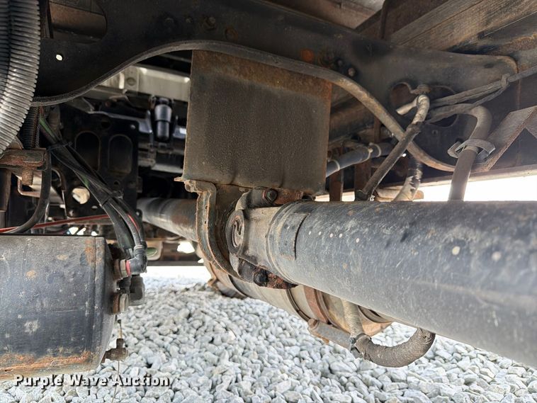 image for item YA3562 2016 International 4300  box truck