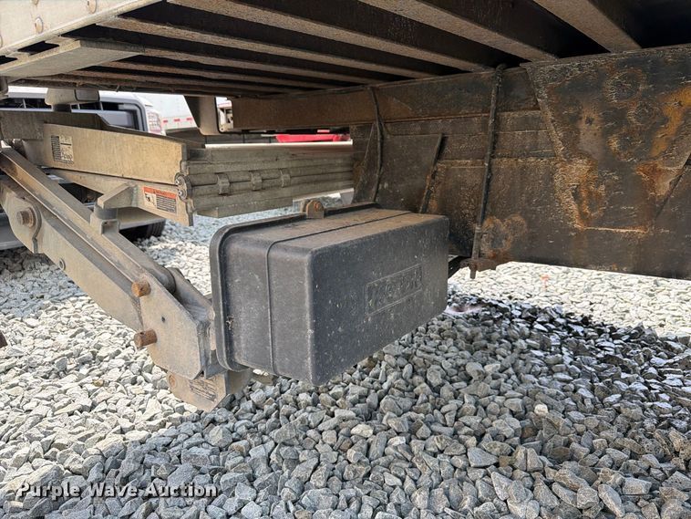 image for item YA3562 2016 International 4300  box truck