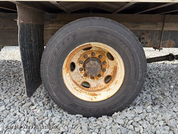 image for item YA3562 2016 International 4300  box truck