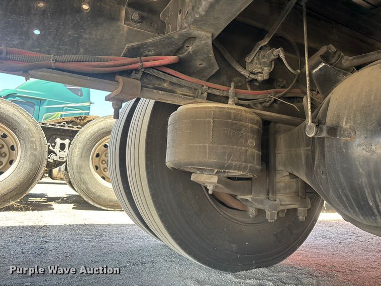 image for item YA3608 2015 Freightliner Business Class M2 box truck