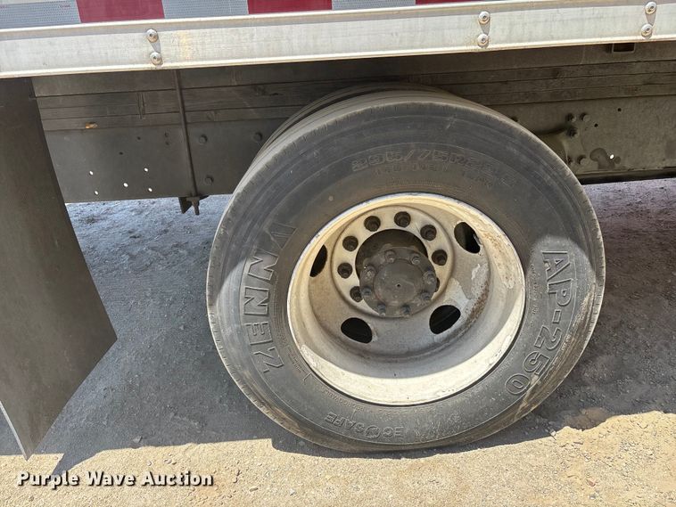image for item YA3608 2015 Freightliner Business Class M2 box truck