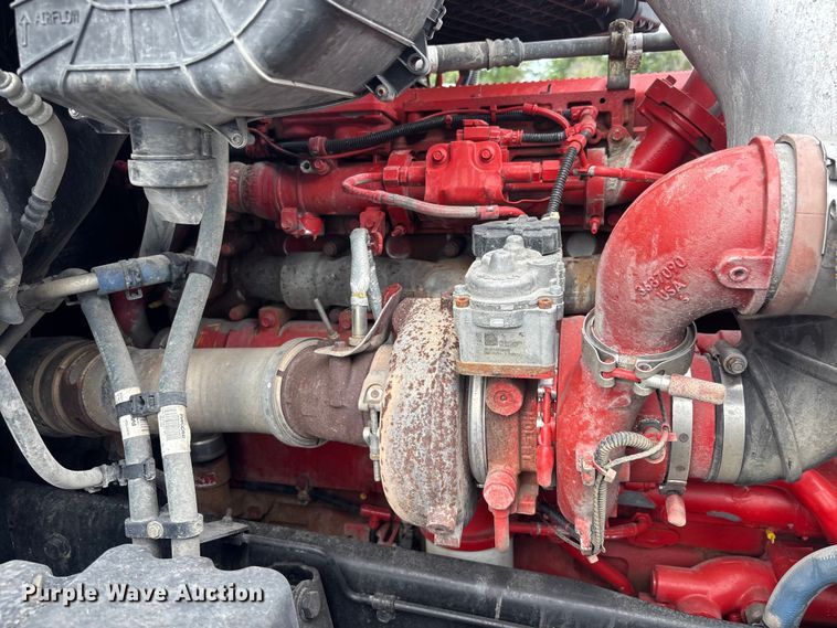 image for item YA3706 2021 Kenworth T680 semi truck