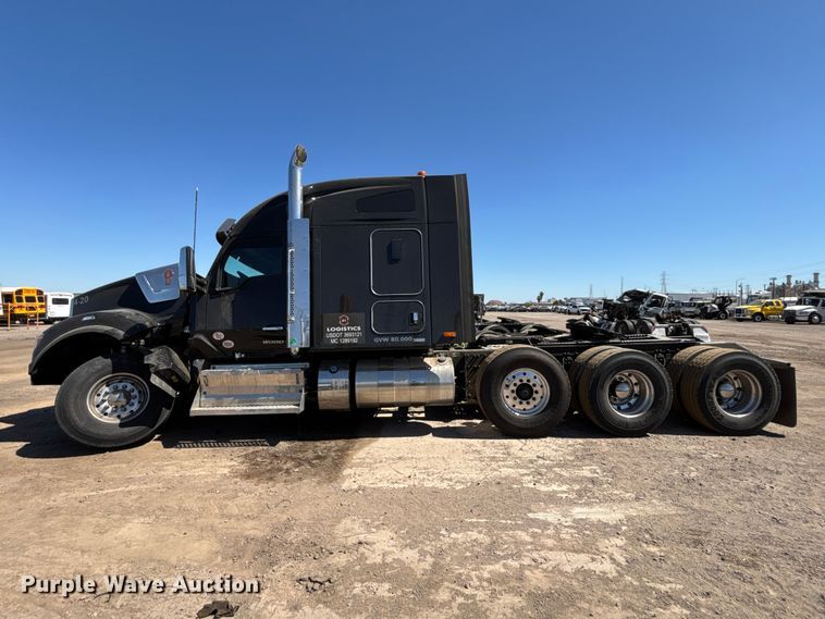 image for item YA3794 2025 Kenworth W990 semi truck