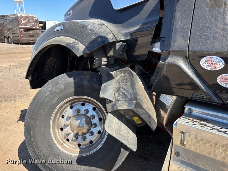 image for item YA3794 2025 Kenworth W990 semi truck