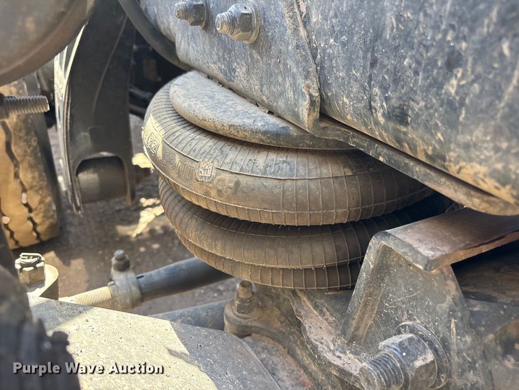image for item YA3794 2025 Kenworth W990 semi truck