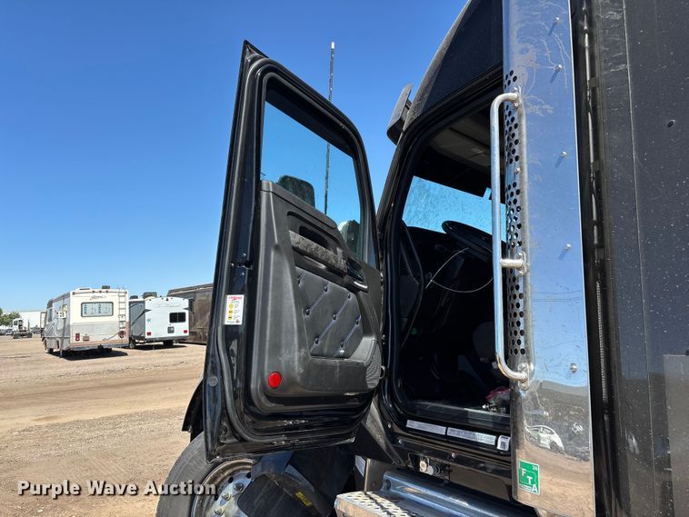 image for item YA3794 2025 Kenworth W990 semi truck