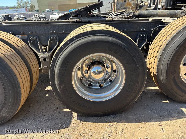 image for item YA3794 2025 Kenworth W990 semi truck