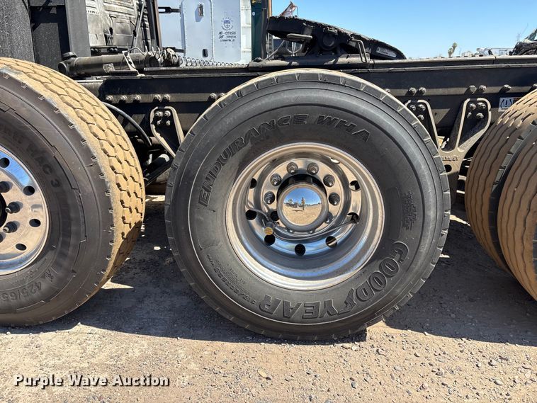 image for item YA3794 2025 Kenworth W990 semi truck
