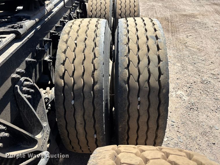 image for item YA3794 2025 Kenworth W990 semi truck