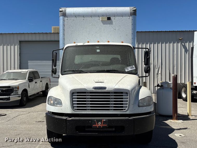 image for item YA3831 2019 Freightliner Business Class M2 box truck