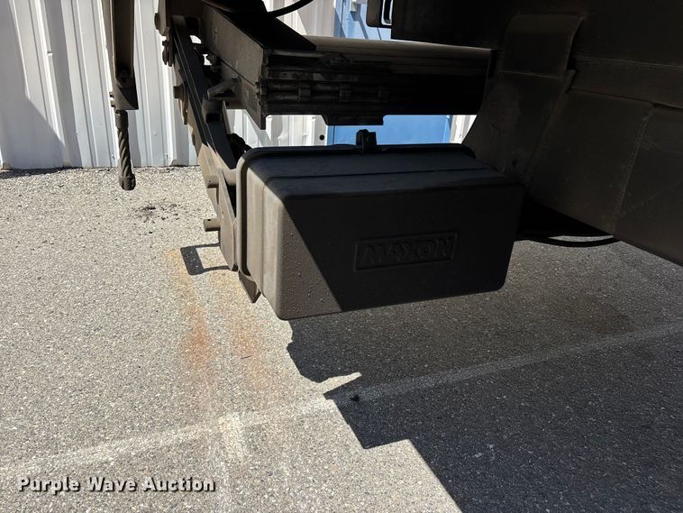 image for item YA3831 2019 Freightliner Business Class M2 box truck