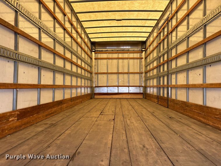 image for item YA3831 2019 Freightliner Business Class M2 box truck