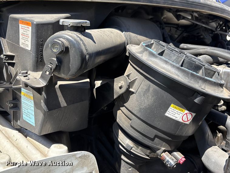 image for item YA3831 2019 Freightliner Business Class M2 box truck