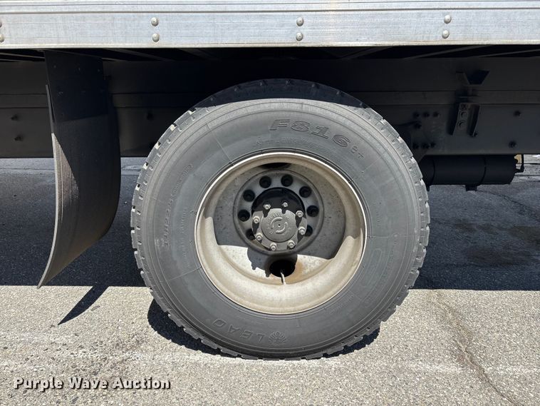 image for item YA3831 2019 Freightliner Business Class M2 box truck