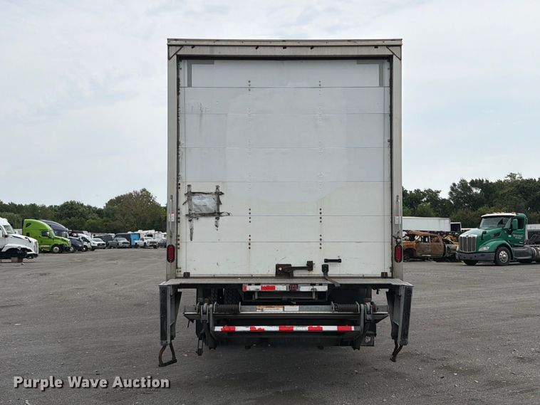image for item YA3848 2018 Freightliner Business Class M2 box truck