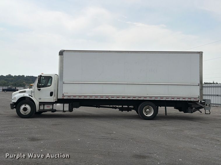 image for item YA3848 2018 Freightliner Business Class M2 box truck