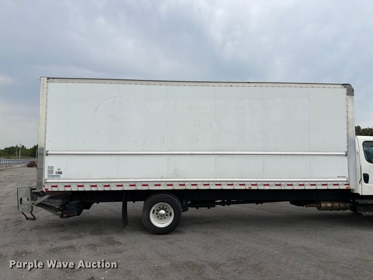 image for item YA3848 2018 Freightliner Business Class M2 box truck