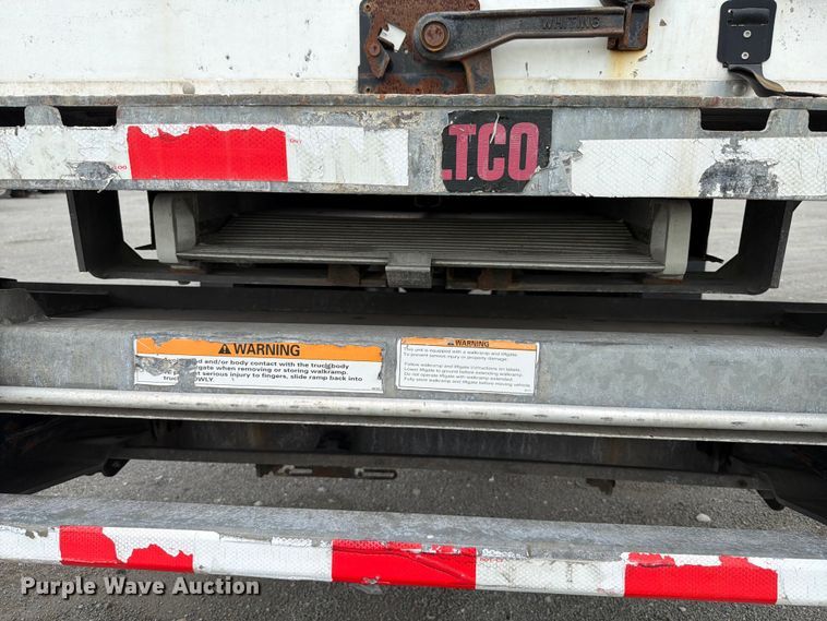 image for item YA3848 2018 Freightliner Business Class M2 box truck