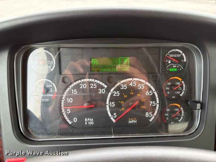 image for item YA3848 2018 Freightliner Business Class M2 box truck