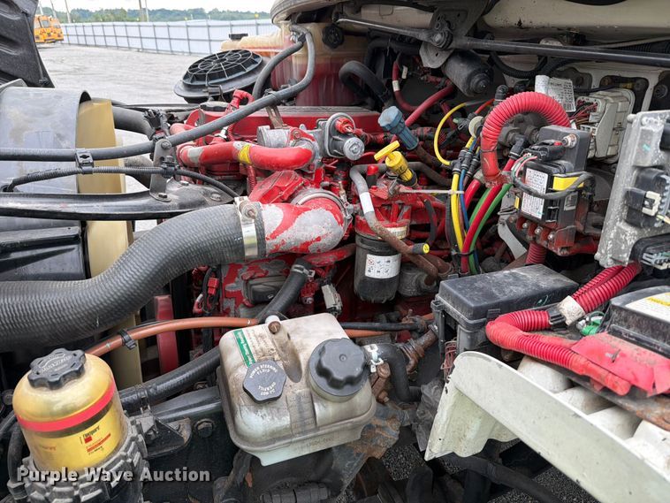 image for item YA3848 2018 Freightliner Business Class M2 box truck