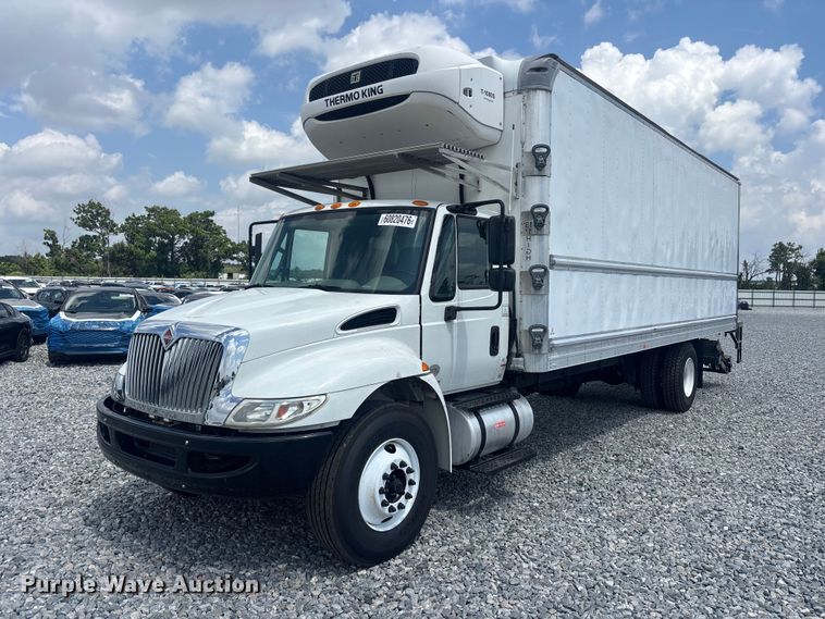 image for item YA3997 2019 International 4300 refrigerated truck