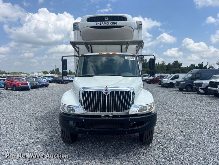 image for item YA3997 2019 International 4300 refrigerated truck