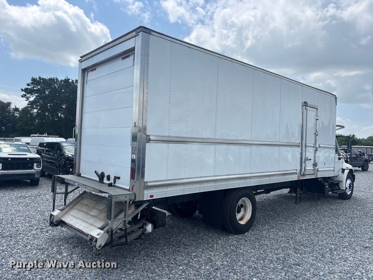 image for item YA3997 2019 International 4300 refrigerated truck