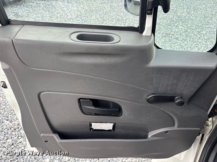 image for item YA3997 2019 International 4300 refrigerated truck