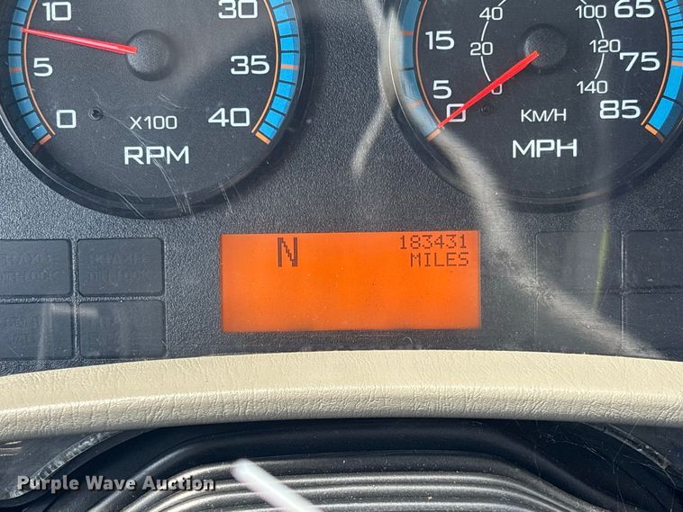 image for item YA3997 2019 International 4300 refrigerated truck