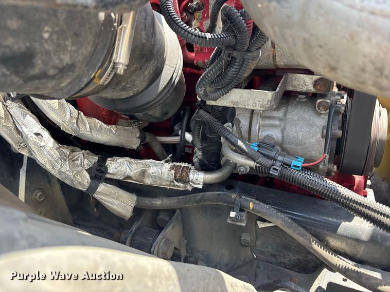 image for item YA3997 2019 International 4300 refrigerated truck