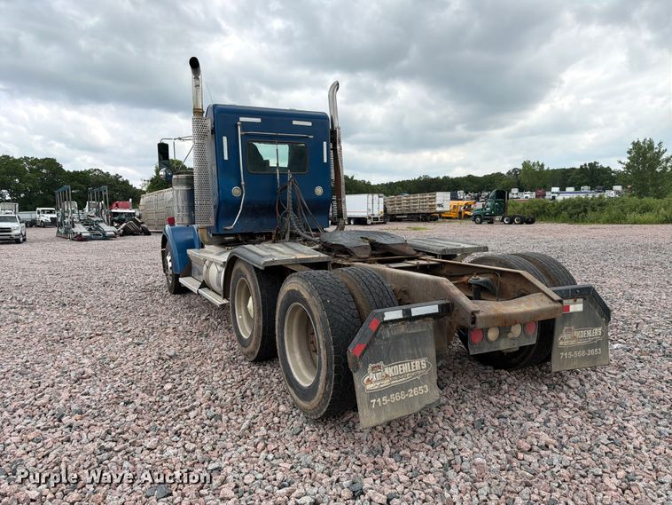 image for item YA4011 2014 Kenworth W9 semi truck