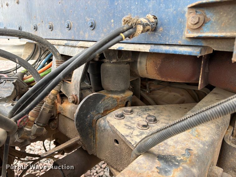 image for item YA4011 2014 Kenworth W9 semi truck