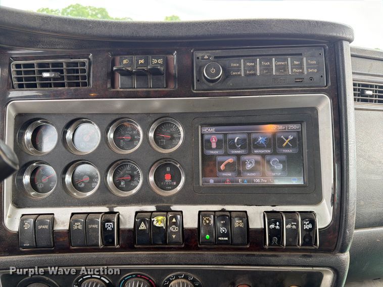 image for item YA4011 2014 Kenworth W9 semi truck