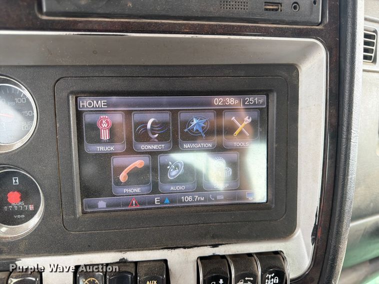 image for item YA4011 2014 Kenworth W9 semi truck