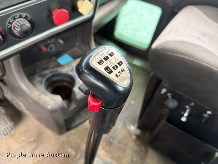 image for item YA4011 2014 Kenworth W9 semi truck