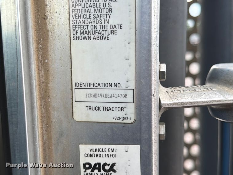 image for item YA4011 2014 Kenworth W9 semi truck